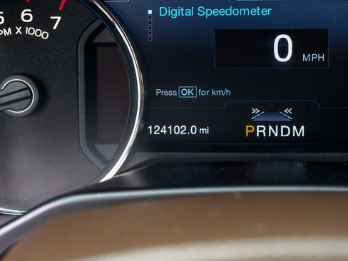 Used 2017 Ford F150 King Ranch w/ Equipment Group 601A Luxury AWD/4WD image 20