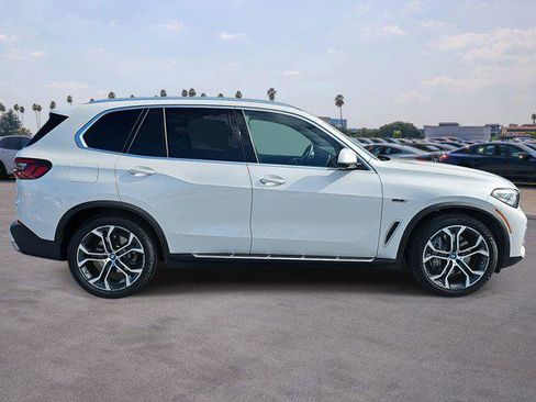 Certified 2023 BMW X5 xDrive45e w/ Parking Assistance Package image 4