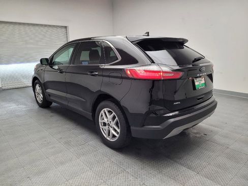 Used 2023 Ford Edge SEL image 5
