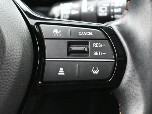 Used 2023 Honda HR-V Sport image 7