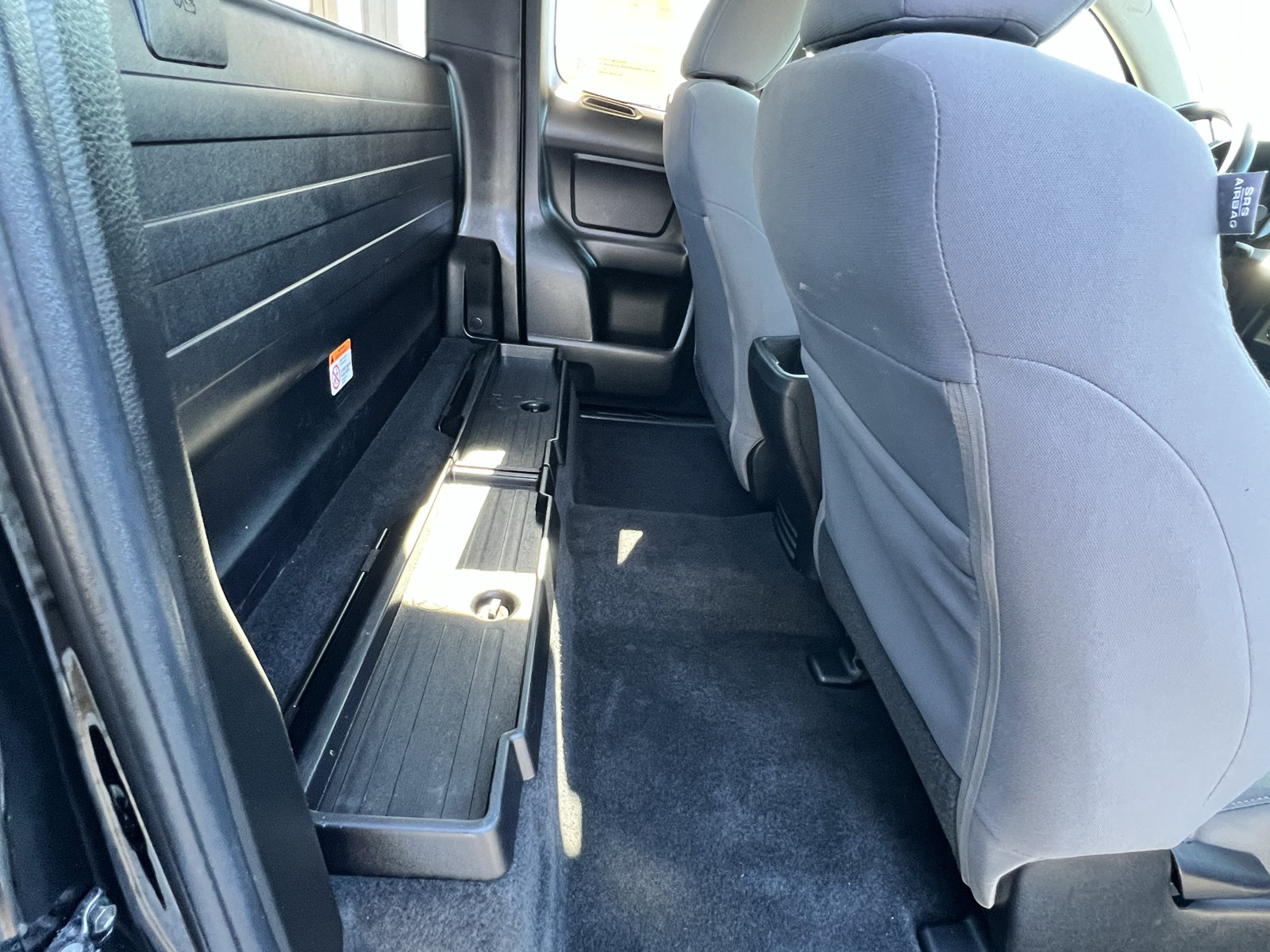 Used 2021 Toyota Tacoma SR AWD/4WD image 27