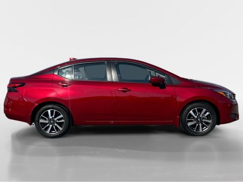 New 2025 Nissan Versa SV image 5