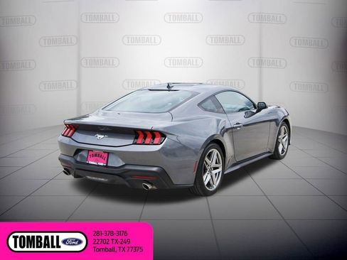 Used 2024 Ford Mustang Coupe RWD image 7