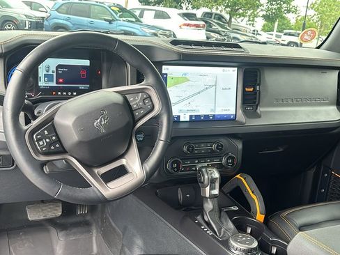 Used 2024 Ford Bronco Badlands AWD/4WD image 13