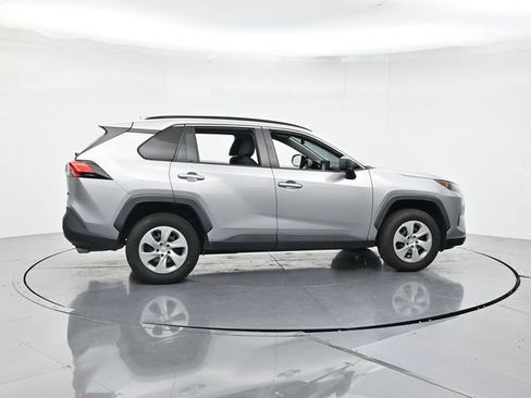 Used 2019 Toyota RAV4 LE w/ Carpet Mat Package FWD image 2