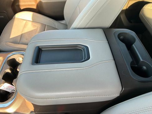 Used 2022 Chevrolet Silverado 1500 LTZ AWD/4WD image 28