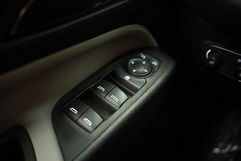 Used 2022 Chevrolet Equinox LT FWD image 28
