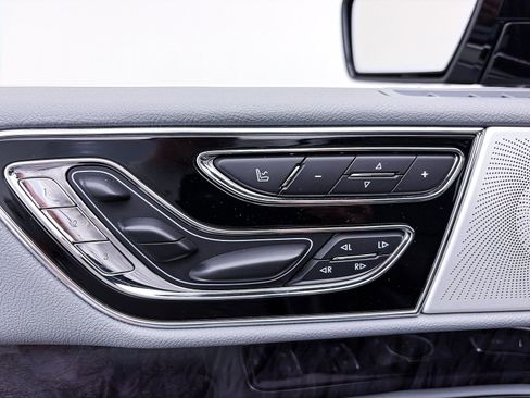 Used 2021 Lincoln Navigator Reserve w/ Luxury Package image 20