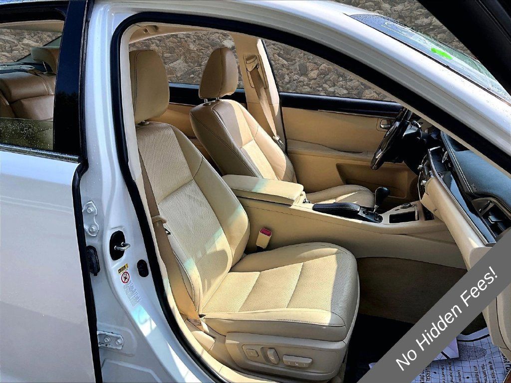 Used 2014 Lexus ES 350 w/ Luxury Package FWD image 7