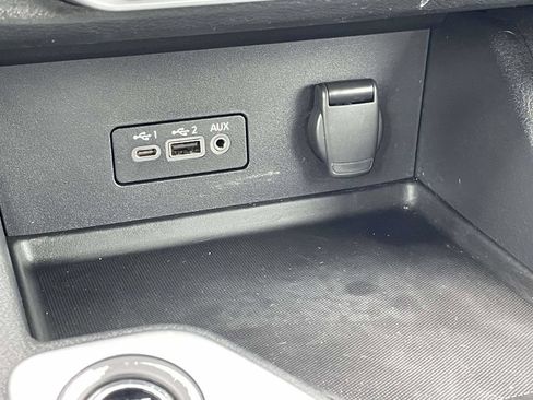 Used 2023 Nissan Sentra SV FWD image 18