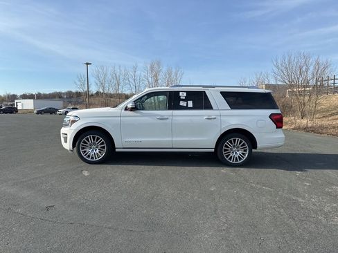 Used 2022 Ford Expedition Max Platinum image 4