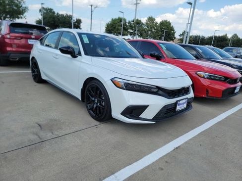 Certified 2024 Honda Civic Sport image 3