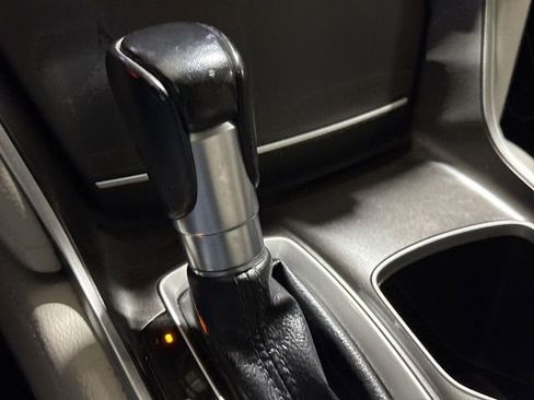 Used 2018 Honda Accord EX-L image 17