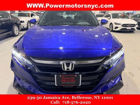 Used 2019 Honda Accord Sport image 2