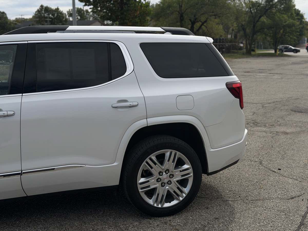 Used 2022 GMC Acadia Denali w/ Denali Ultimate Package AWD/4WD image 6
