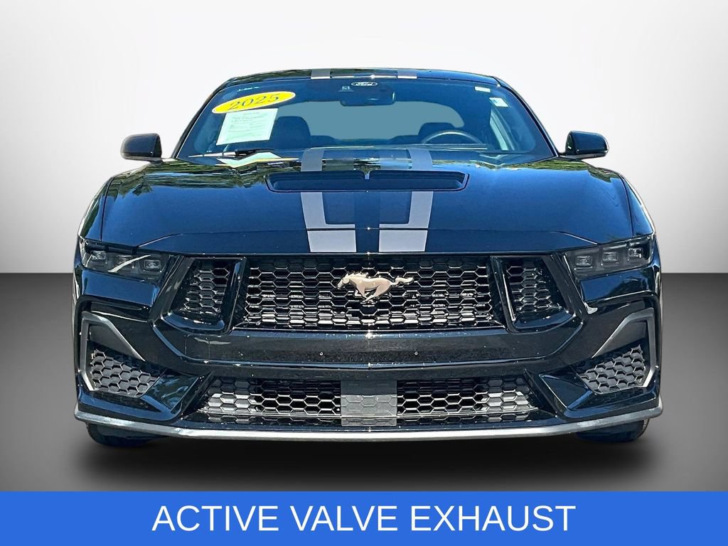 Used 2025 Ford Mustang GT Premium RWD image 2