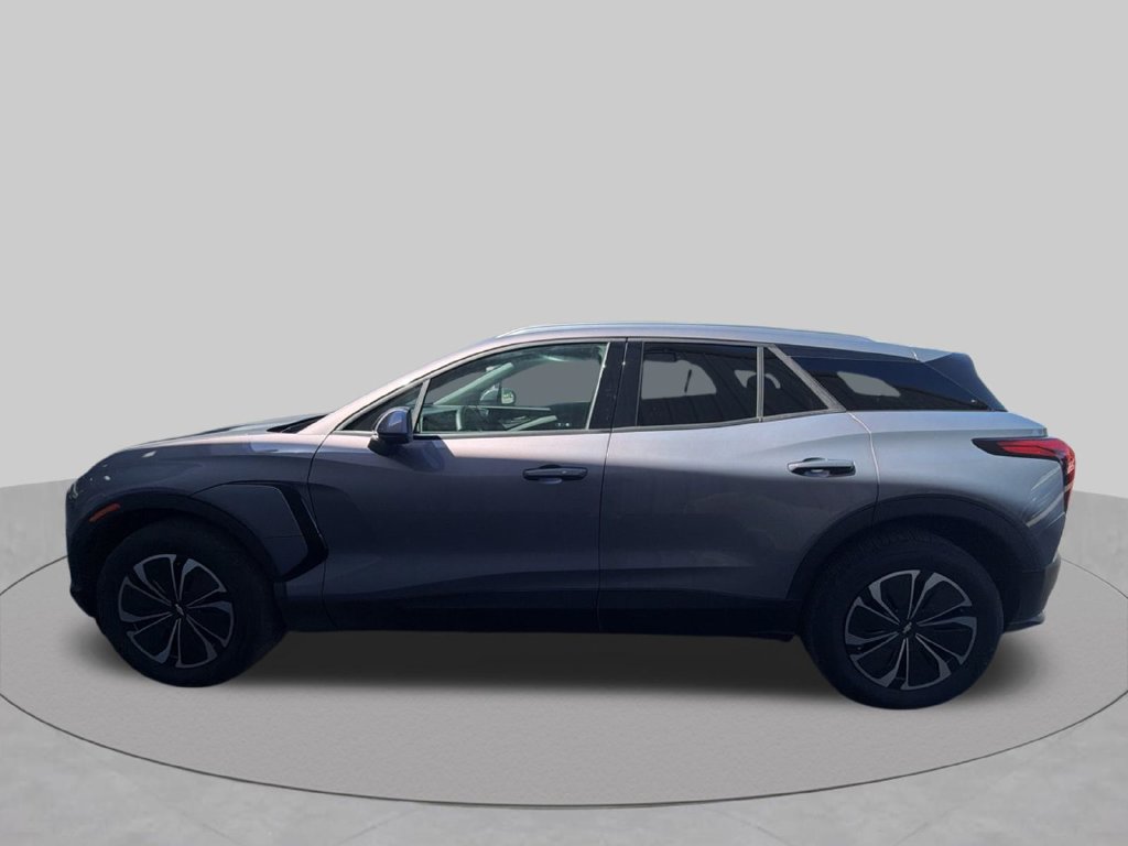 Used 2024 Chevrolet Blazer EV LT AWD/4WD image 9
