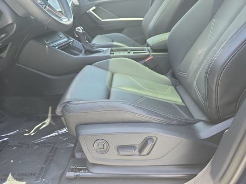 Used 2023 Audi Q3 2.0T Premium Plus w/ Premium Plus Package AWD/4WD image 26