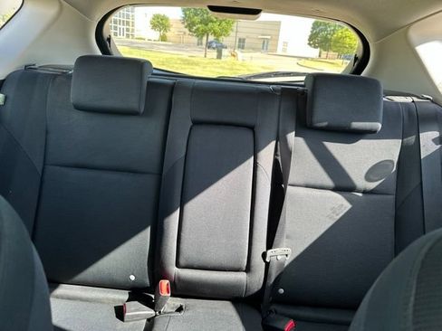 Used 2010 MAZDA MAZDA3 s Sport FWD image 15