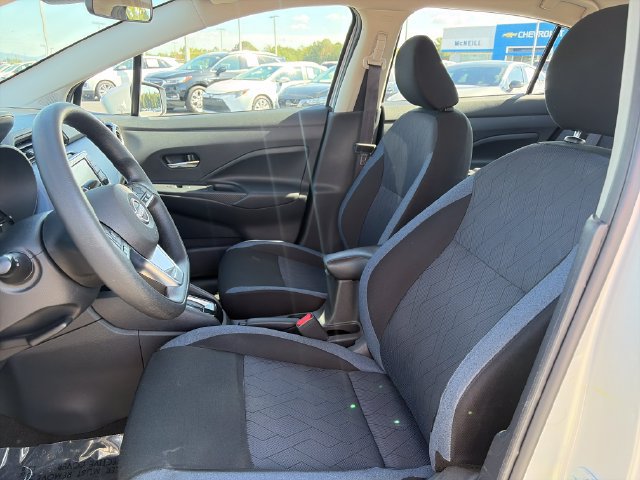 Used 2025 Nissan Versa SV FWD image 16