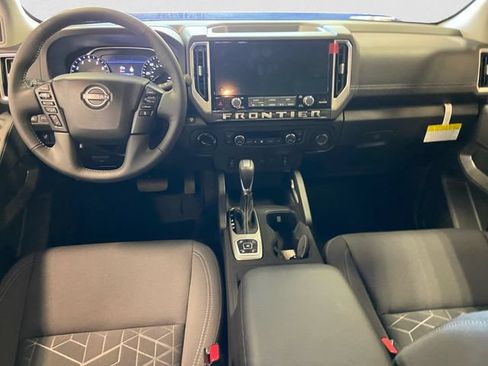 New 2026 Nissan Frontier SV w/ SV Convenience Package AWD/4WD image 11