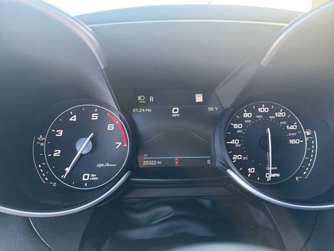 Used 2022 Alfa Romeo Giulia Veloce image 15