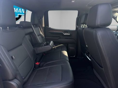 Used 2024 GMC Sierra 1500 Denali w/ Technology Package AWD/4WD image 16