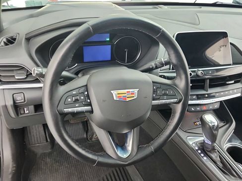Certified 2025 Cadillac CT4 Luxury w/ Sun And Sound Package AWD/4WD image 18