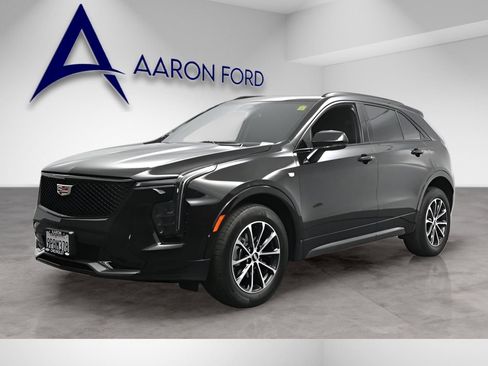 Used 2024 Cadillac XT4 Sport FWD image 2