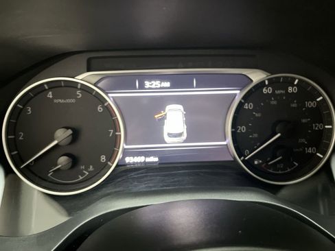 Used 2023 Nissan Rogue SV w/ SV Premium B Package AWD/4WD image 19