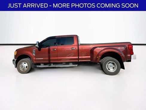 Used 2017 Ford F350 Lariat w/ Chrome Package AWD/4WD image 4