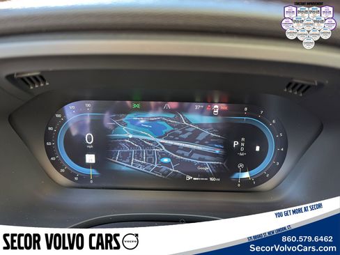 Certified 2023 Volvo XC60 B5 Plus image 16