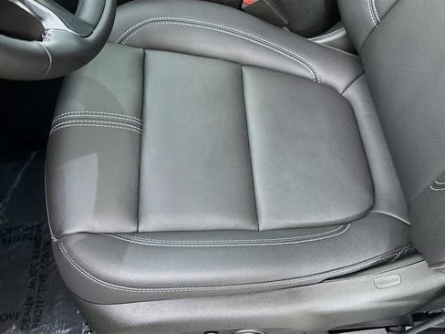 Used 2025 Chevrolet Blazer LT w/ Midnight/Sport Edition image 22