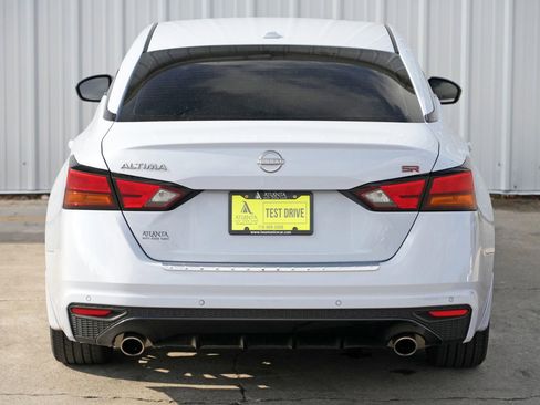 Used 2023 Nissan Altima 2.5 SR w/ SR Premium Package image 46
