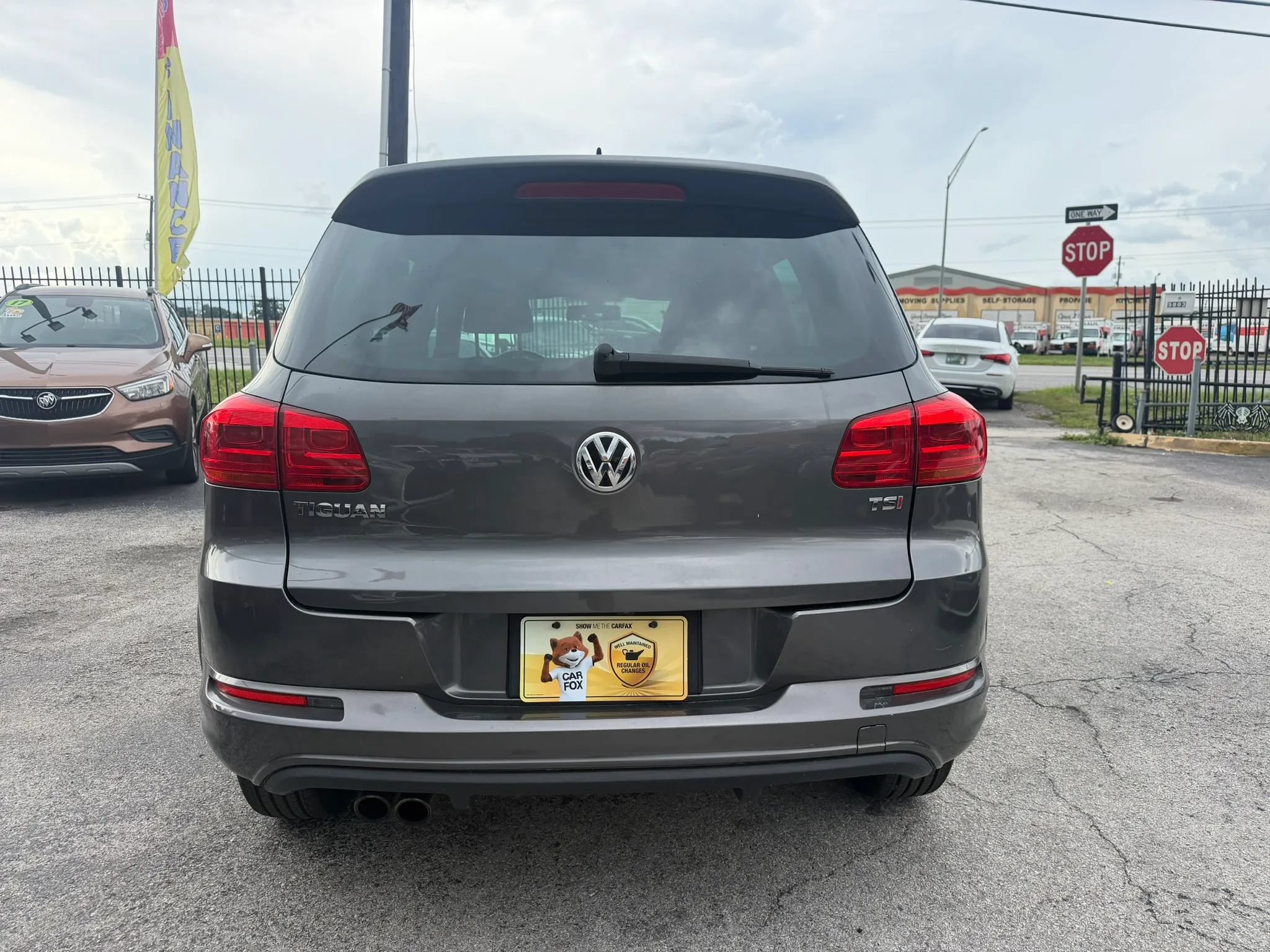 Used 2016 Volkswagen Tiguan R-Line FWD image 5