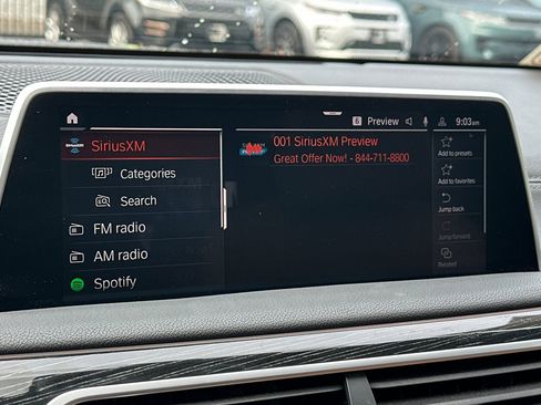 Used 2022 BMW 740i w/ M Sport Package image 20