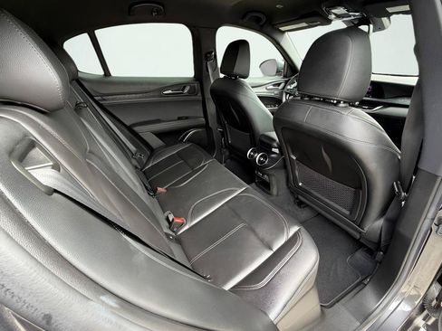 Used 2022 Alfa Romeo Stelvio Sprint RWD image 27