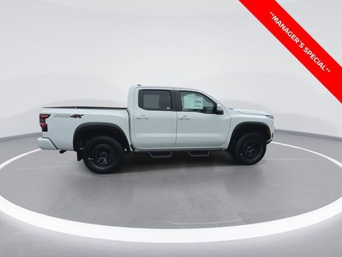 New 2025 Nissan Frontier PRO-4X AWD/4WD image 9