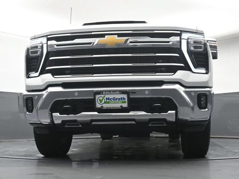 Used 2024 Chevrolet Silverado 2500 LTZ w/ LTZ Plus Package AWD/4WD image 7
