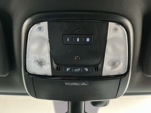 Used 2024 Dodge Durango R/T w/ Trailer Tow Group IV image 17