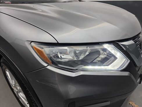 Used 2019 Nissan Rogue S w/ Special Edition Package image 13