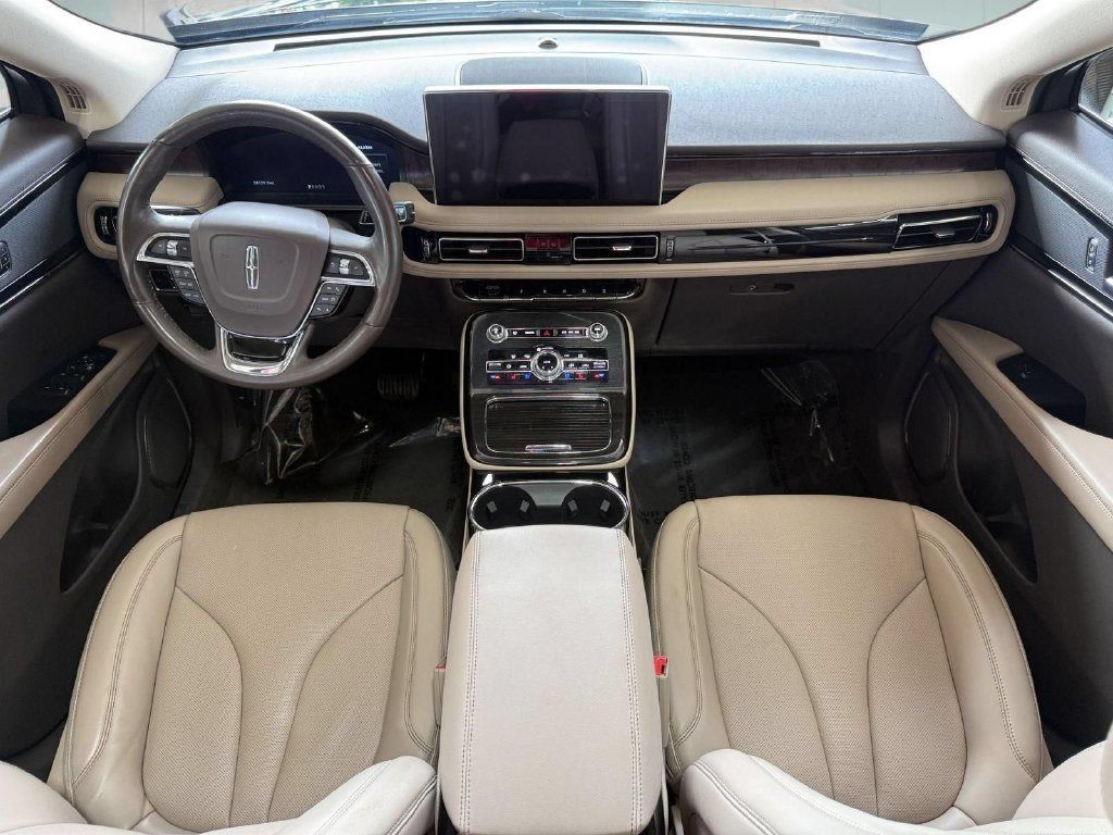 Used 2023 Lincoln Nautilus Reserve AWD/4WD image 29