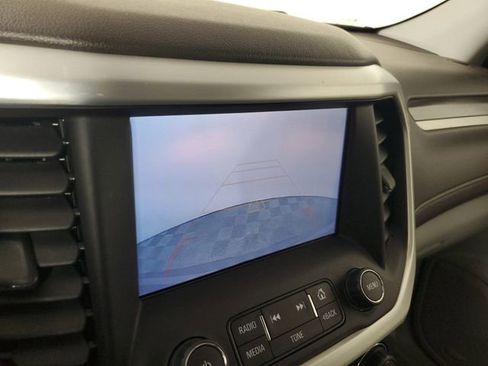 Used 2019 GMC Acadia SLT FWD image 26