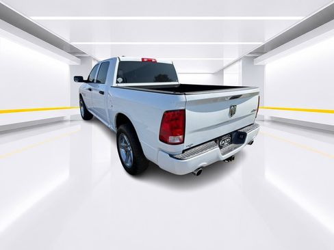 Used 2015 RAM 1500 Express AWD/4WD image 6