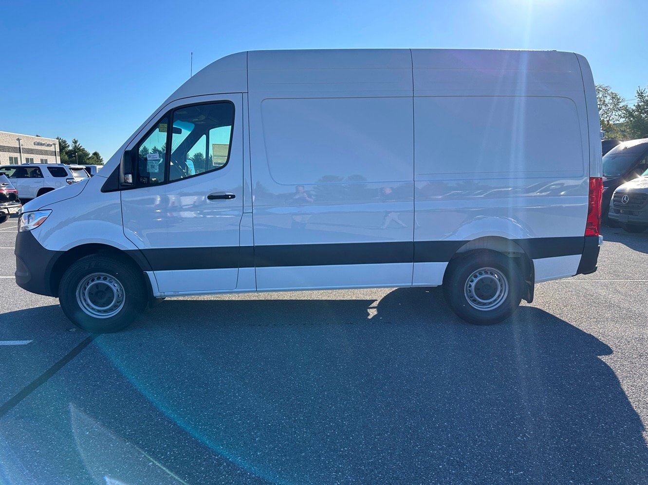 Used 2025 Mercedes-Benz Sprinter 2500 image 7