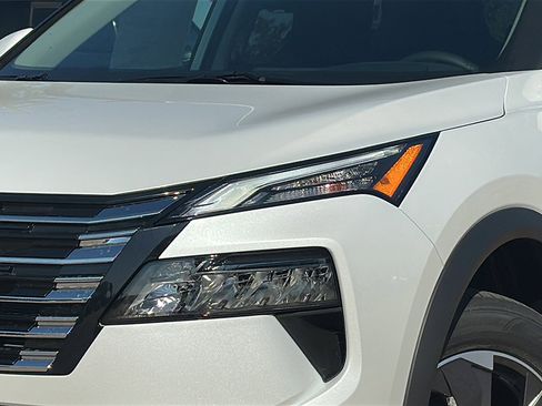 New 2026 Nissan Rogue SV w/ Cold Weather Package image 4