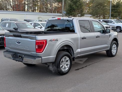 Used 2023 Ford F150 XLT image 3