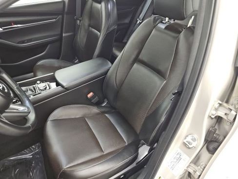 Used 2024 MAZDA MAZDA3 Hatchback w/Premium Plus Pkg image 14