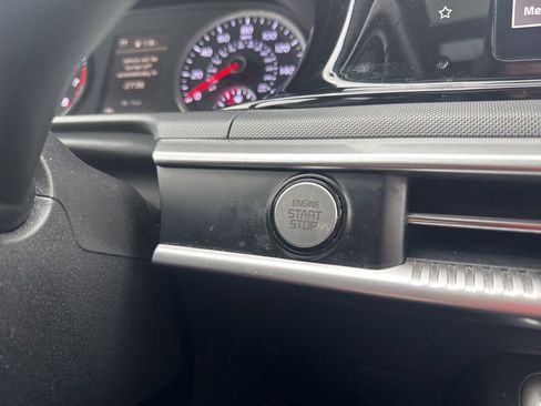 Used 2023 Kia K5 GT-Line image 30