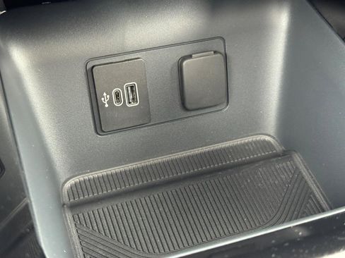 New 2026 Ford Explorer Platinum AWD/4WD image 21